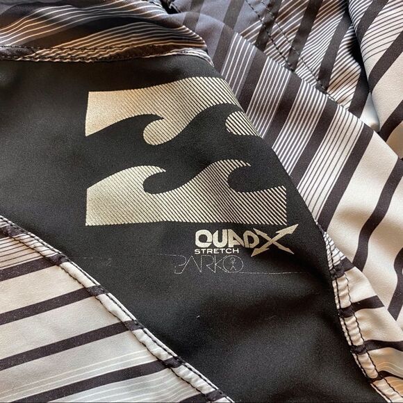Billabong Quad Stretch Board Shorts - Picture 6 of 11